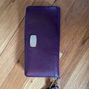 Michael Kors wristlet
